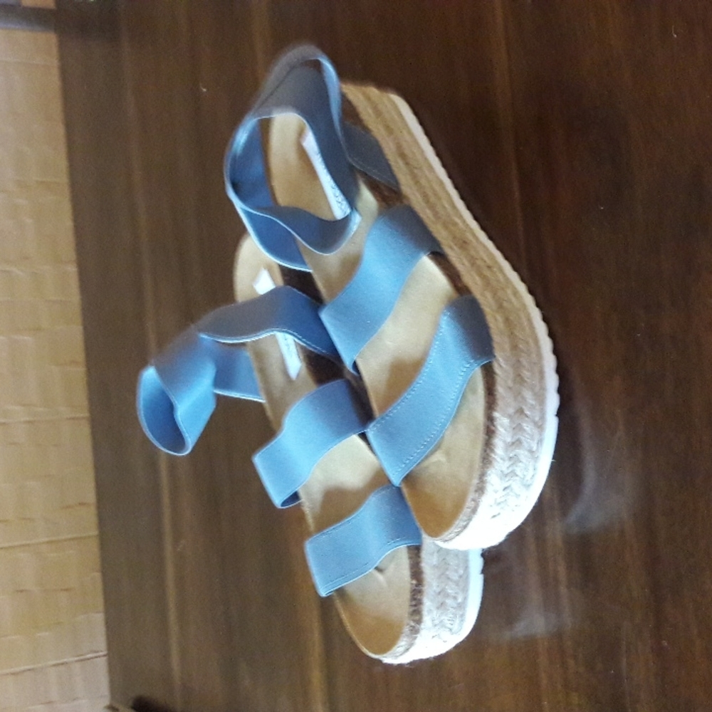 Steve Madden Blue Kimmie Espradrille Sandal Size 8 NWOT - Picture 1 of 7